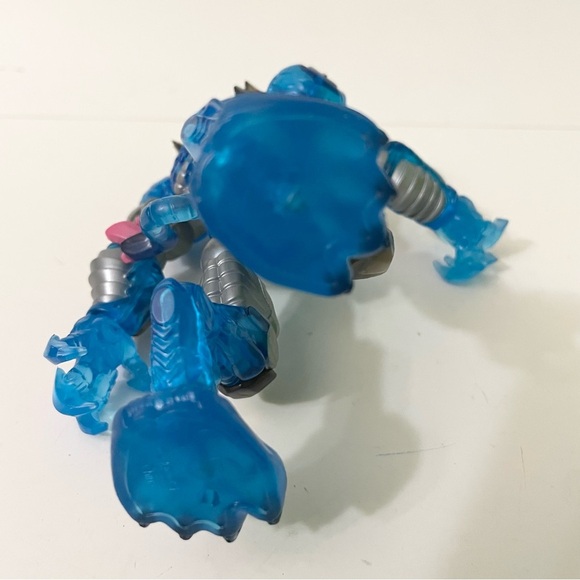 MrBeast Lab Mutators Stealth Panther Action Figure - Picture 7 of 14